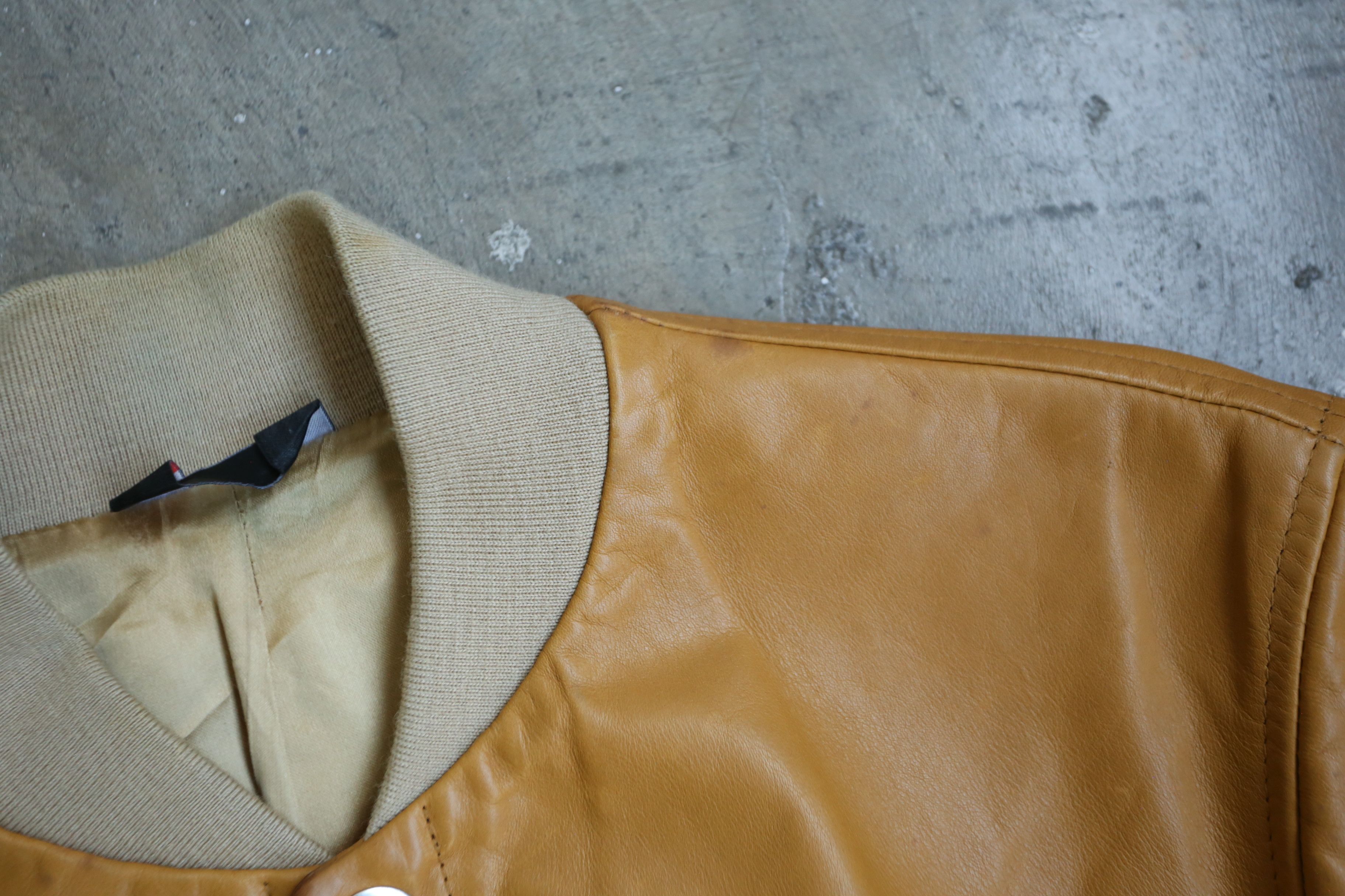 Christophe Lemaire Christophe Lemaire - F/W 01-02 - Leather Bomber Size US L / EU 52-54 / 3 - 5 Thumbnail