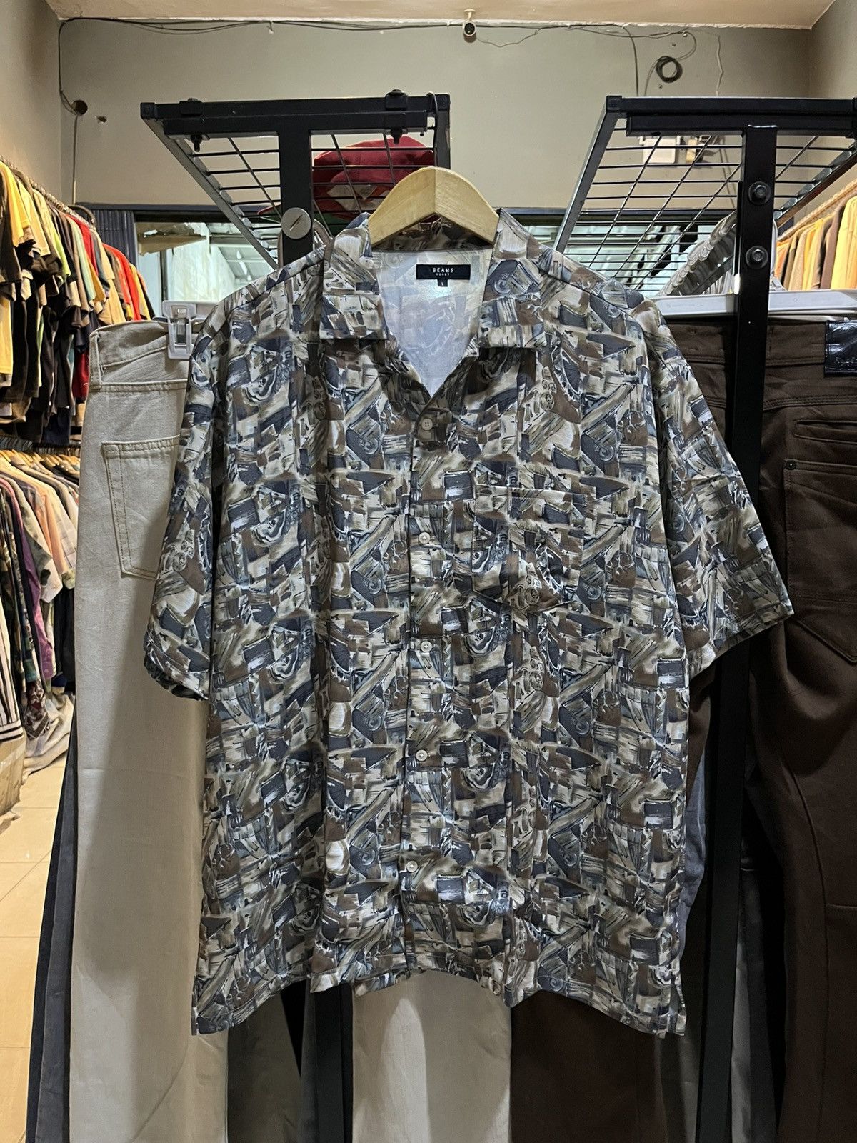 Japanese Brand Vintage beams abstract pattern button ups shirt Size US L / EU 52-54 / 3 - 2 Thumbnail