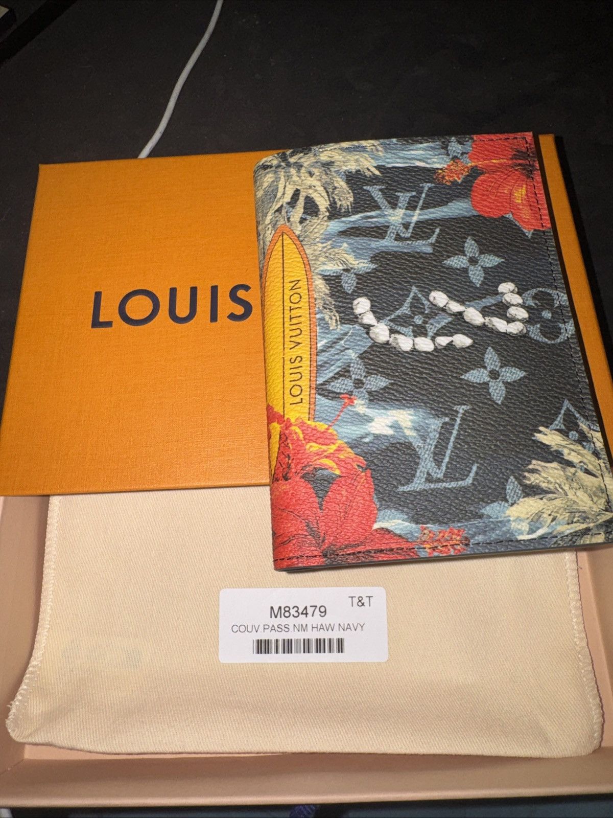 Louis Vuitton Louis Vuitton Pocket Organiser Surfin’ Size ONE SIZE - 1 Thumbnail