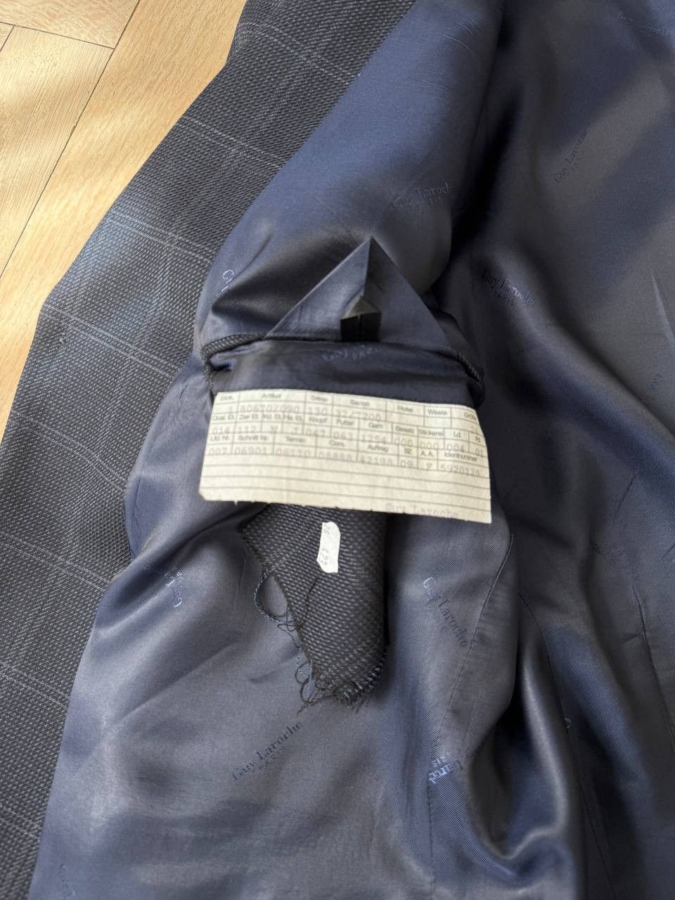 Guy Laroche Guy Laroche Paris Windowpane Blazer Size 48R - 6 Thumbnail