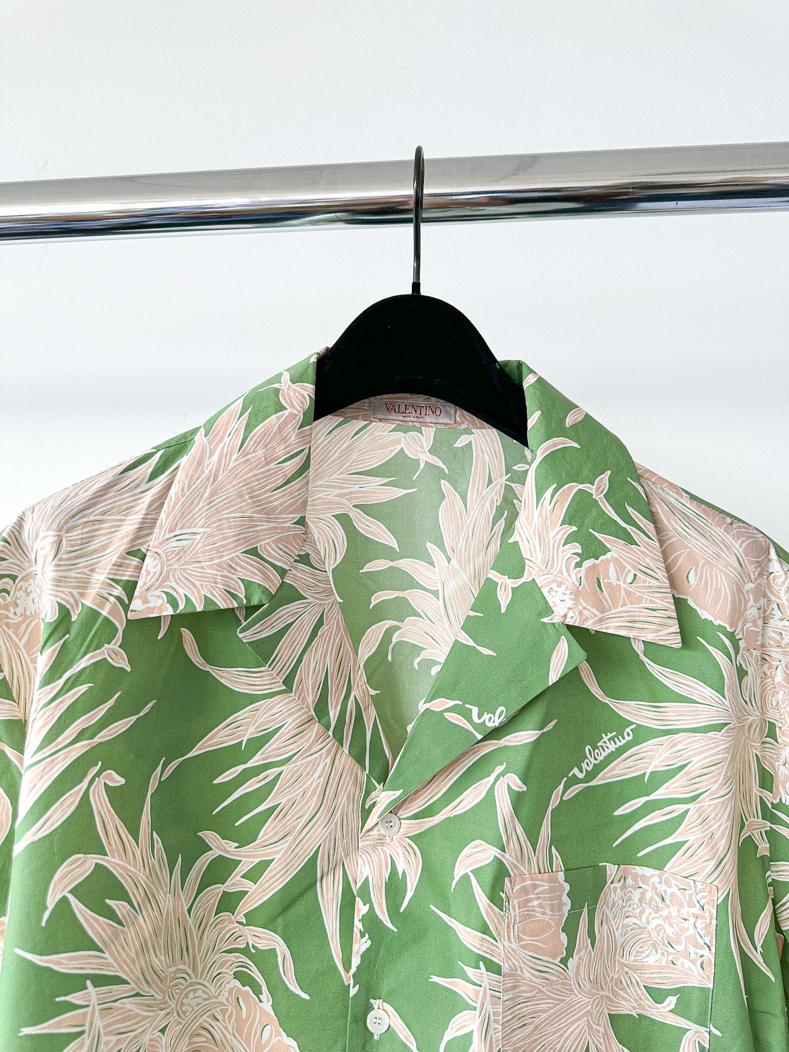 Valentino Valentino Pineapple Print Cotton Hawaiian Bowling Shirt Size US S / EU 44-46 / 1 - 5 Thumbnail