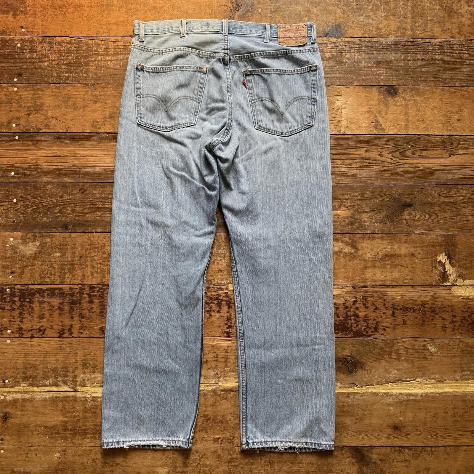 Levi's Vintage Levi's 505 Jeans Regular Straight 38x32 90s Denim Size US 38 / EU 54 - 2 Thumbnail