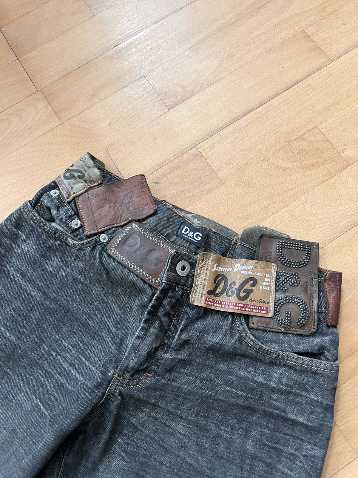 Dolce & Gabbana 2003 Dolce & Gabbana multi badge jeans Size 27" / US 4 / IT 40 - 1 Thumbnail