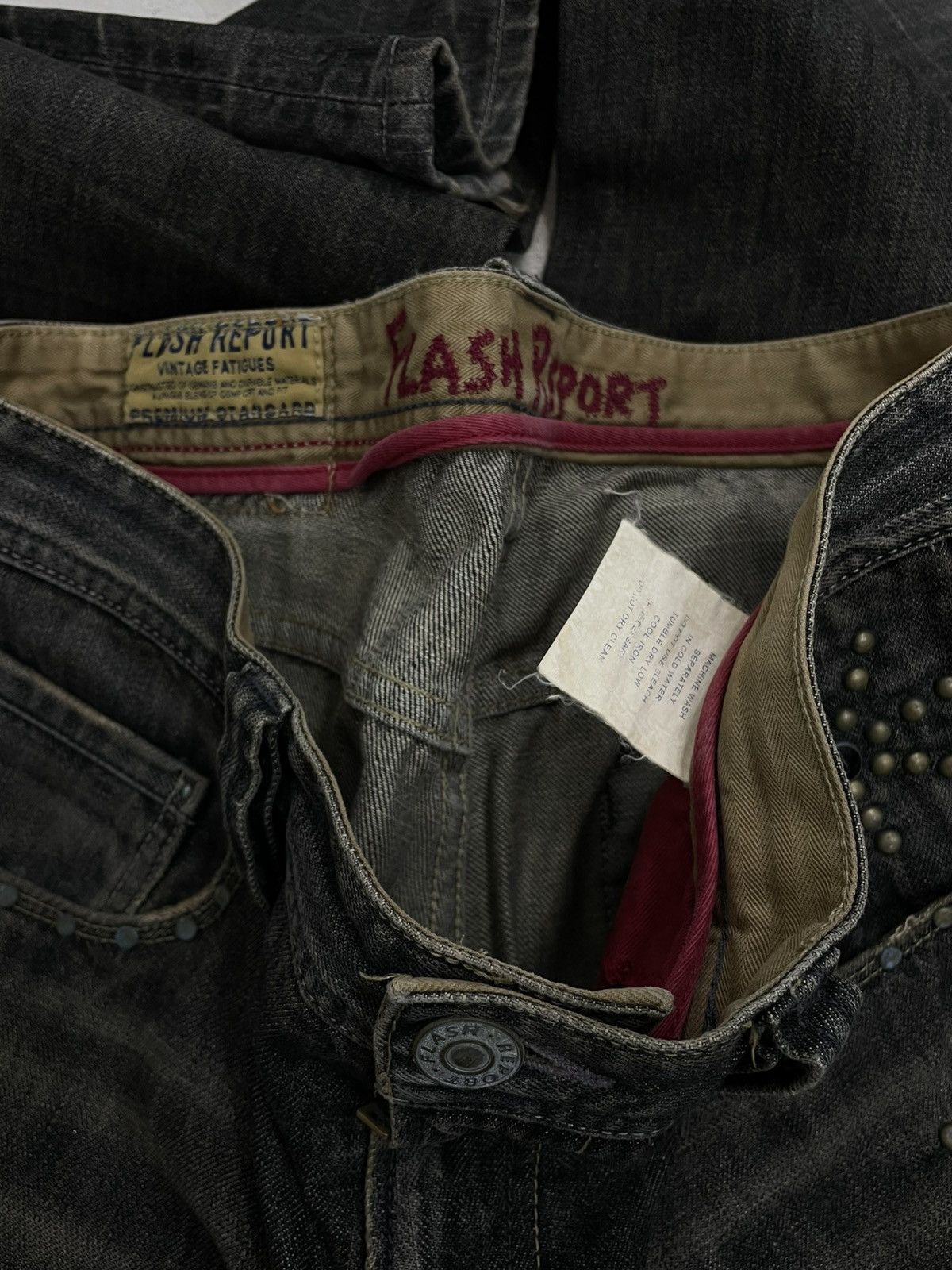 Japanese Brand VINTAGE DISTRESSED MUDWASH STUDDED JAPAN FLASH REPORT DENIM Size US 32 / EU 48 - 14 Thumbnail