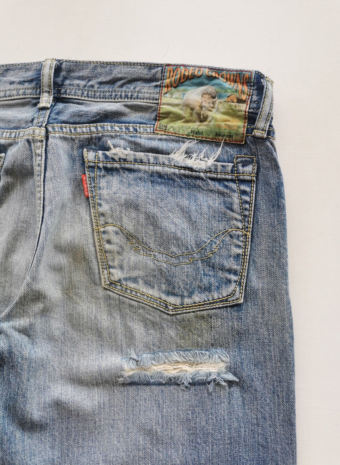 Japanese Brand Rodeo Crowns Japan Twist Leg Distressed Jeans Size US 31 - 7 Thumbnail