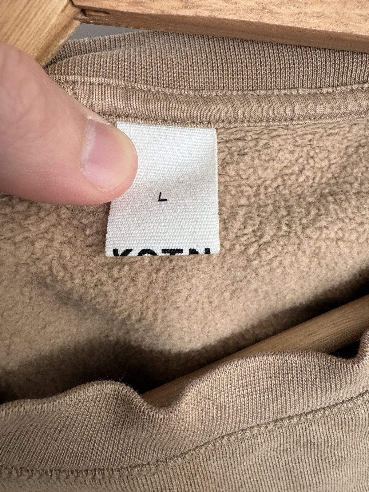 Kotn Tan Kotn Pullover Sweater Size US L / EU 52-54 / 3 - 5 Thumbnail