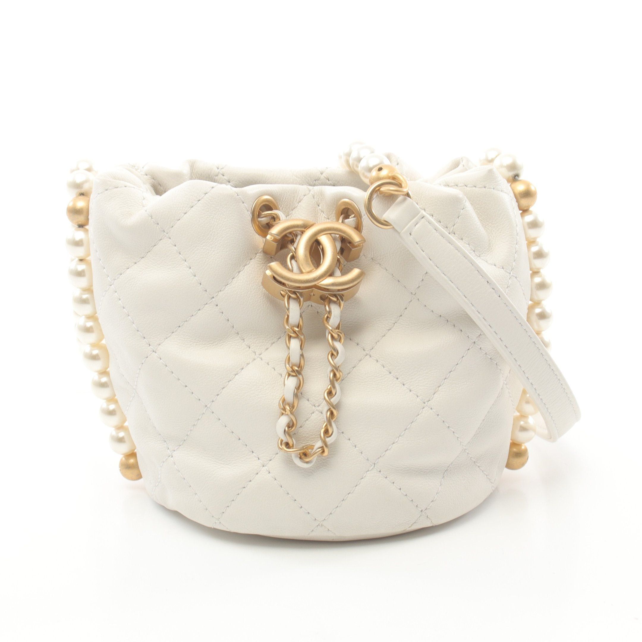 Chanel Chanel Matelasse Chain Shoulder Bag Leather White Gold Hardware Fake Pearl Size ONE SIZE - 1 Thumbnail