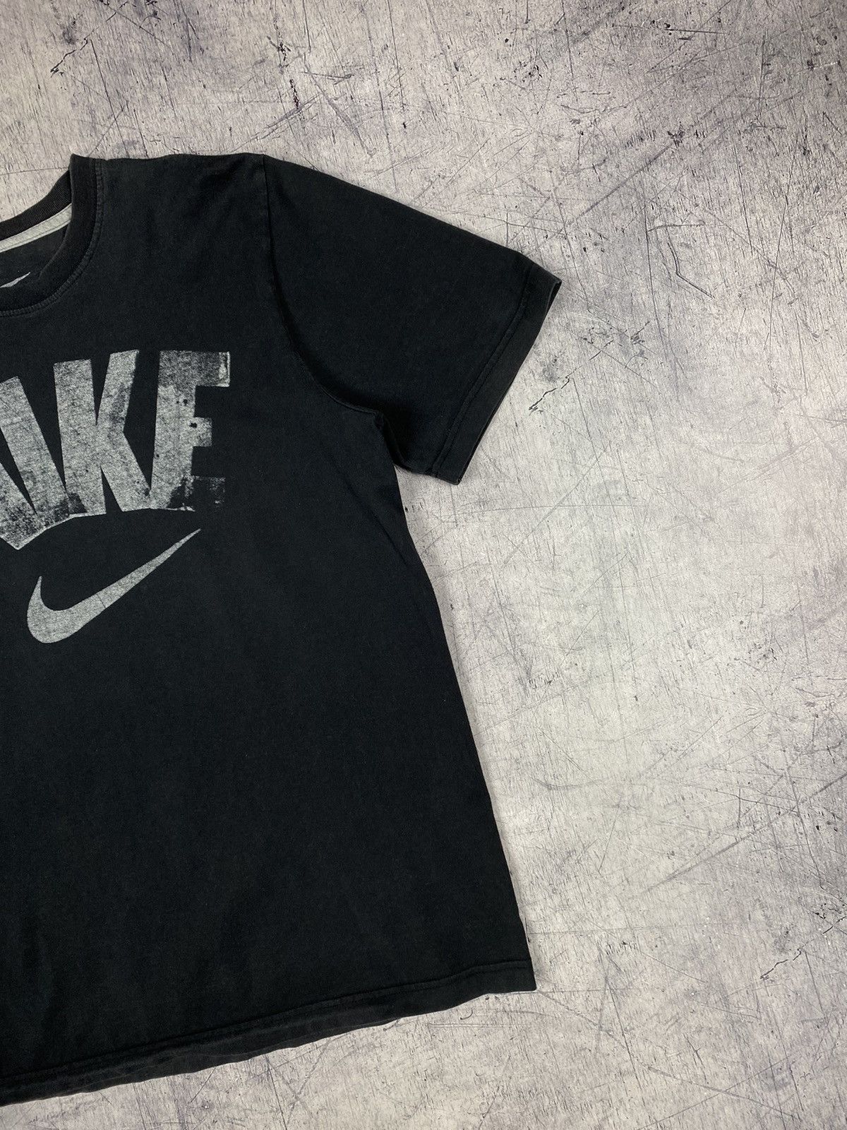 Nike Vintage 00s Nike Big Logo Y2K Drill Hype T Shirt Tee Size US L / EU 52-54 / 3 - 3 Thumbnail