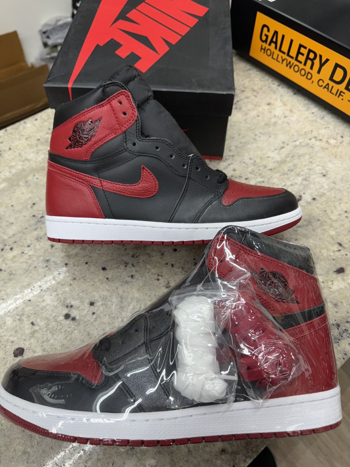 Jordan Brand Jordan Retro Banned 1s Size US 11 / EU 44 - 1 Thumbnail