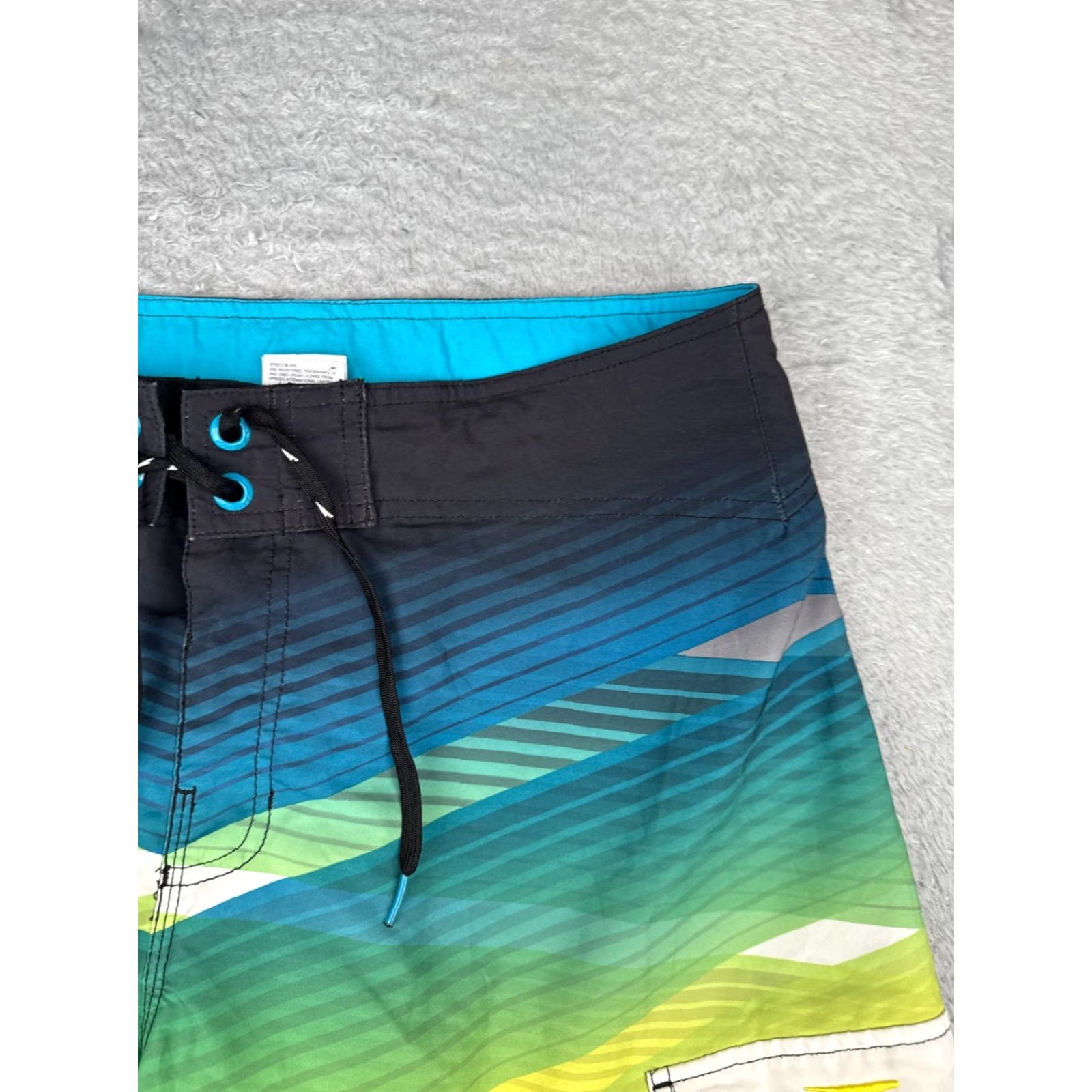 Speedo Speedo Mens Board Shorts 32 Blue Green 100% Polyester Cargo 32x10 Beach Swim Trunks Size US 32 / EU 48 - 5 Thumbnail