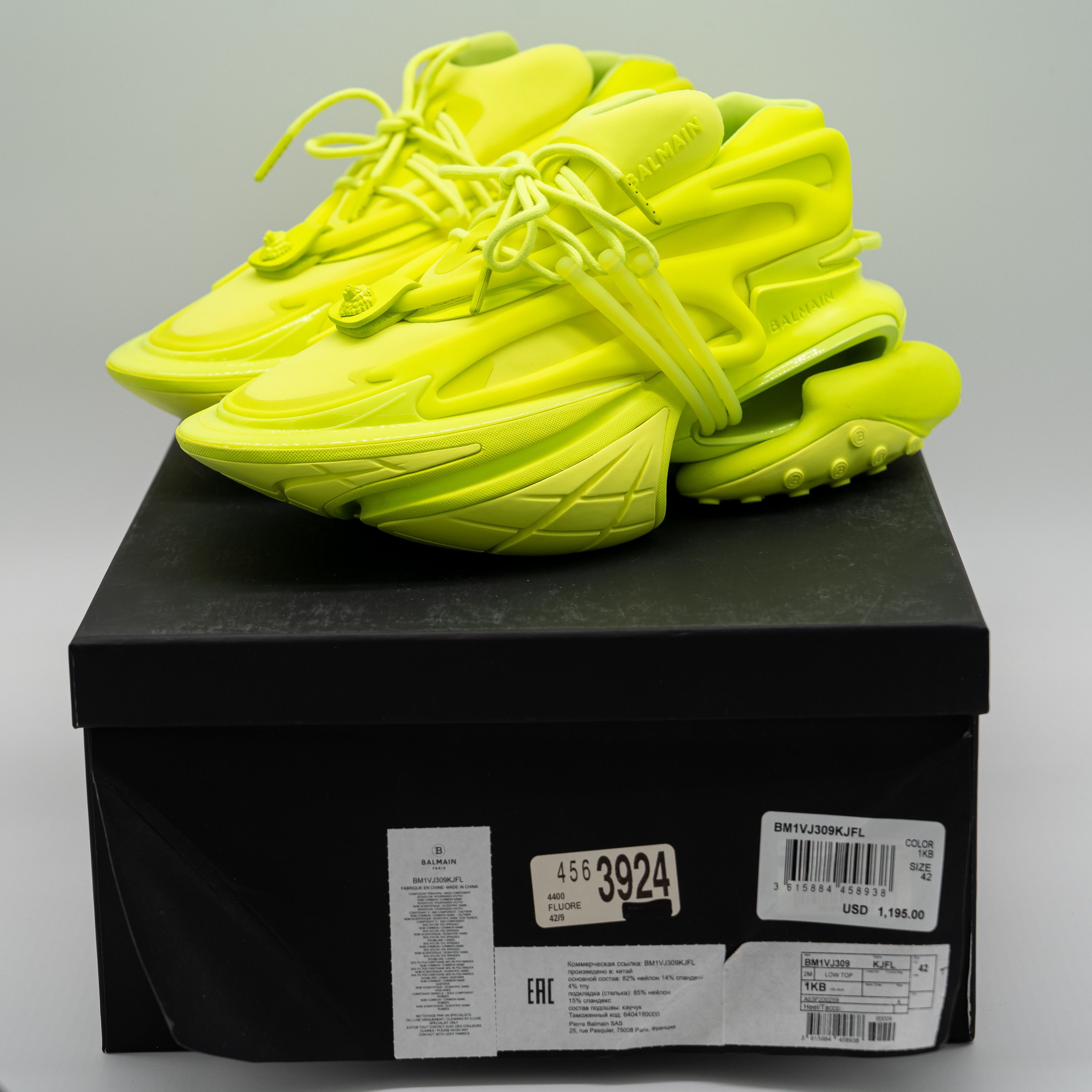 Balmain 42 9 US Balmain Unicorn Neon Green Sneakers Neoprene Size US 9 / EU 42 - 12 Thumbnail