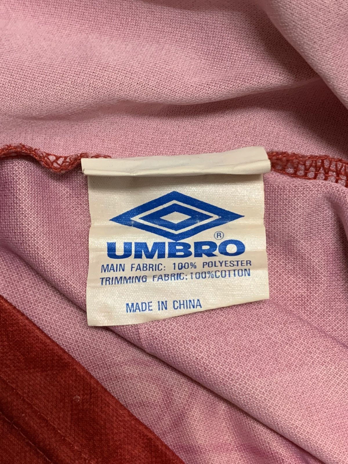 Umbro vintage manchester united 1996/98 david beckham Size US M / EU 48-50 / 2 - 10 Thumbnail