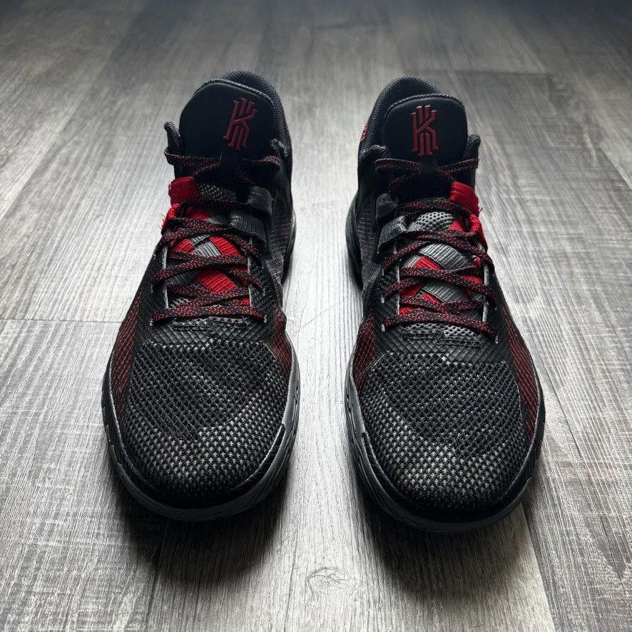 Nike NIKE • Kyrie Flytrap V "Black University Red" (10M) Size US 10 / EU 43 - 4 Thumbnail