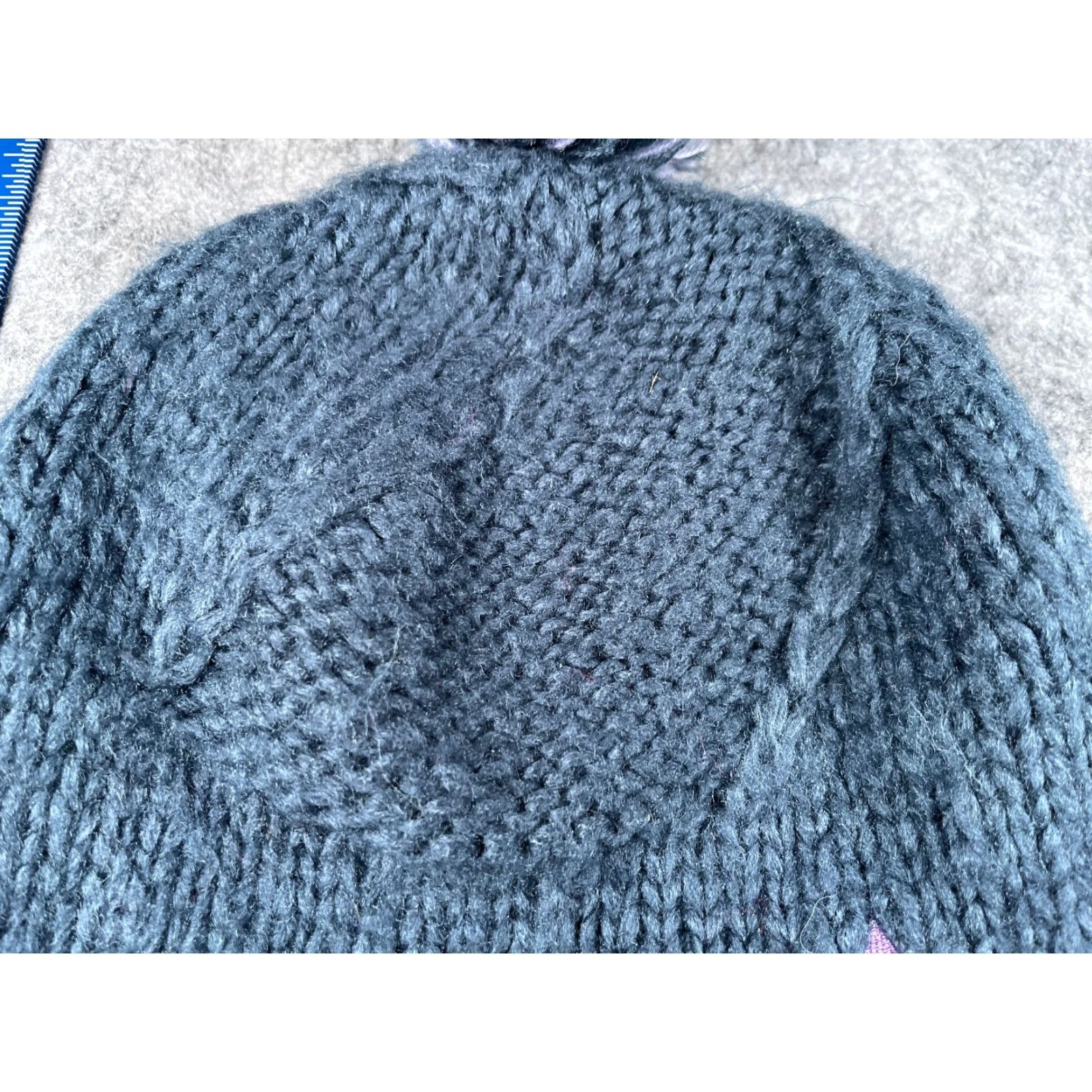 Vintage Specialized Beanie Toque Women One Size Blue Knit 100% Acrylic Ski Pom Beanie/Toque Women Blue Knit 100% Acrylic Ski Puff Pom Size ONE SIZE - 3 Thumbnail