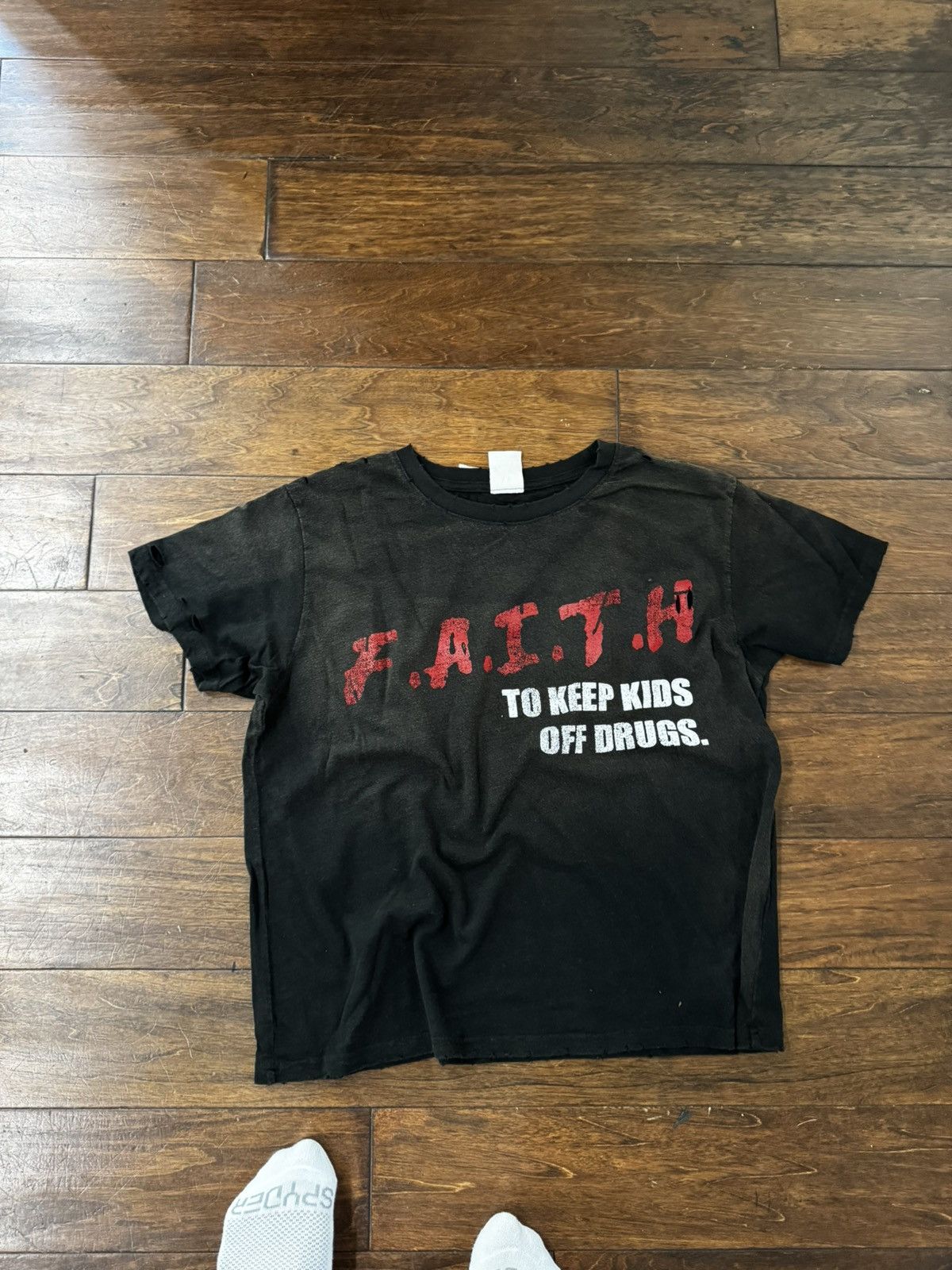 Other Vintage Faith Tee Size US M / EU 48-50 / 2 - 4 Thumbnail