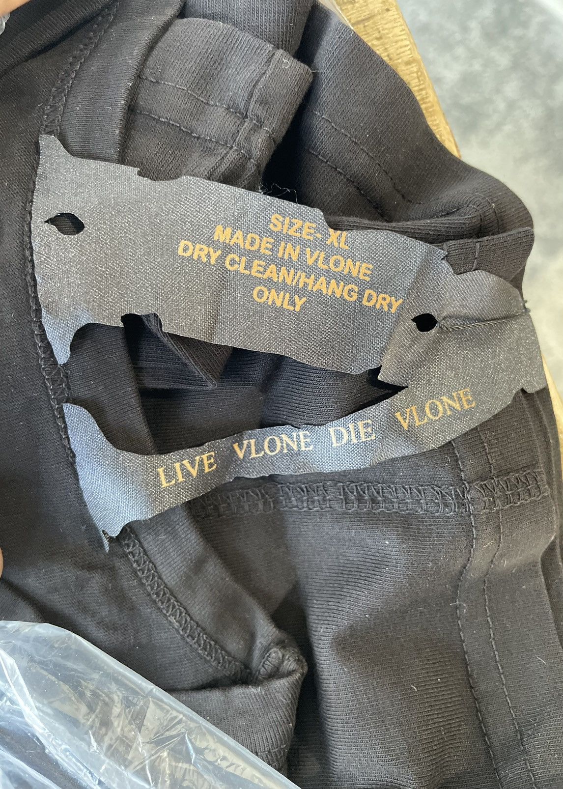Vlone Vione Devil Spit T-shirt Size US XL / EU 56 / 4 - 5 Thumbnail