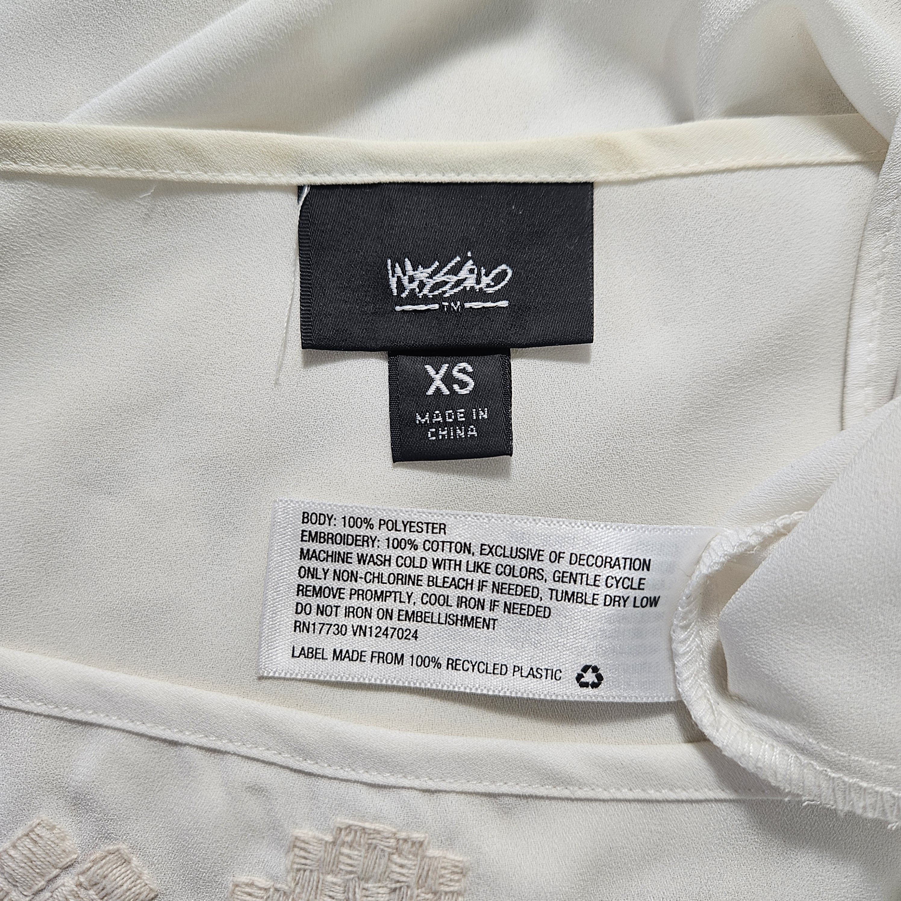 Mossimo Mossimo Size XS Blouse White Cream Embroidered Angel Sleeves Size XS / US 0-2 / IT 36-38 - 10 Thumbnail