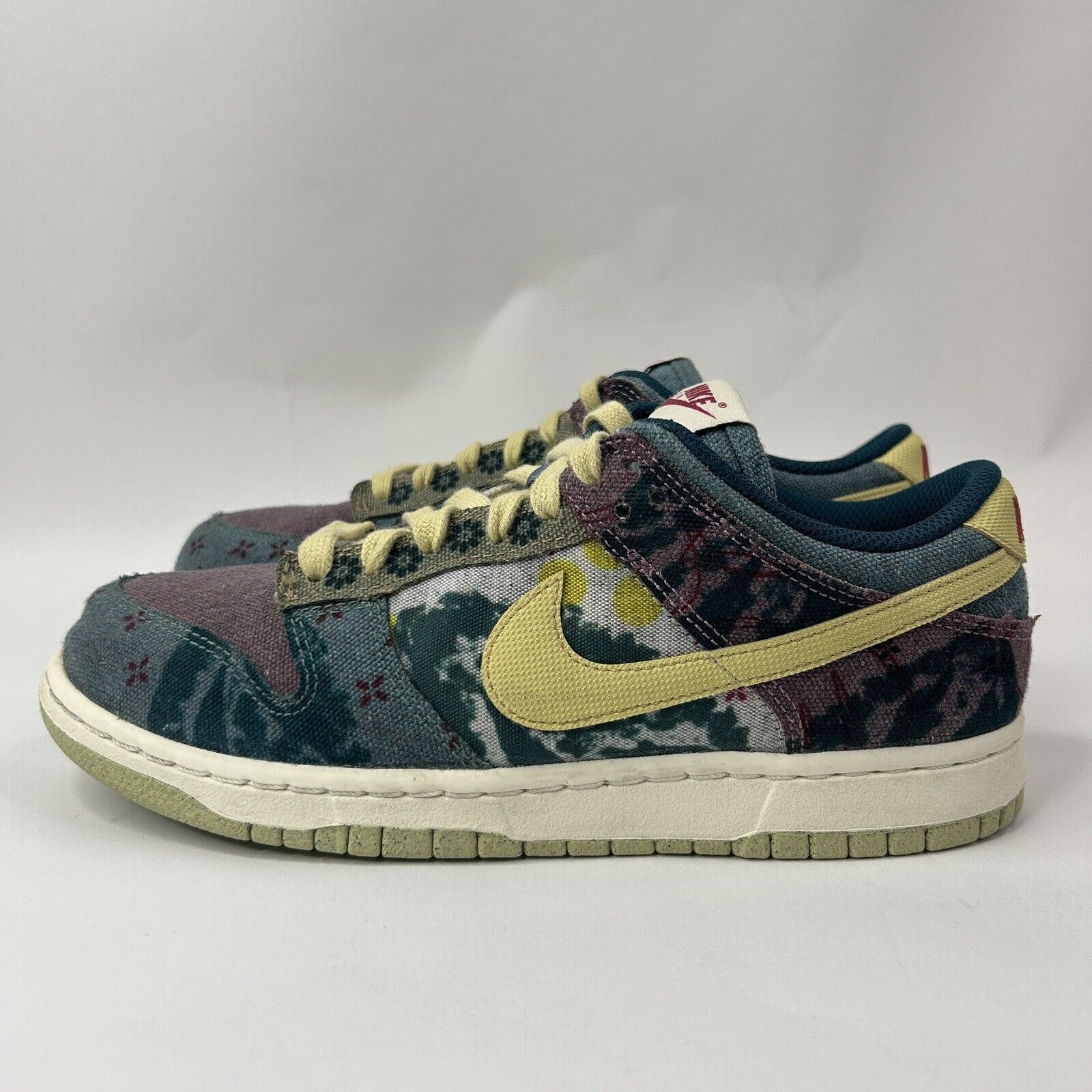 Nike Nike Dunk Low SP “Community Garden/Lemon Wash” 2024 Size US 8 / EU 41 - 6 Thumbnail