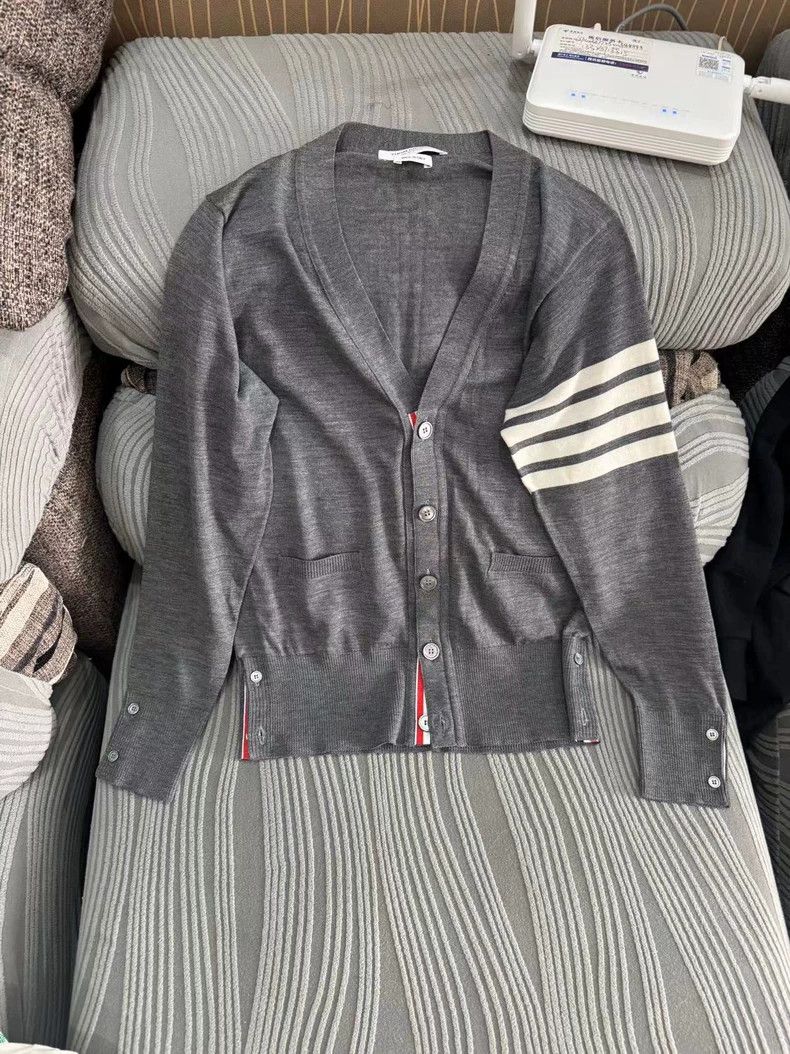 Thom Browne Thom browne Dark gray wool cardigan jacket 2503-Nextarrow Size XS / US 0-2 / IT 36-38 - 1 Thumbnail