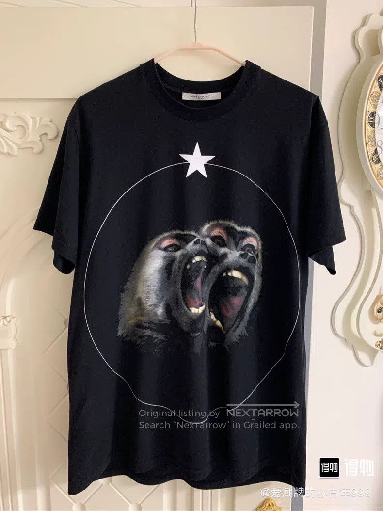 Givenchy Givenchy short sleeves Size US S / EU 44-46 / 1 - 1 Thumbnail