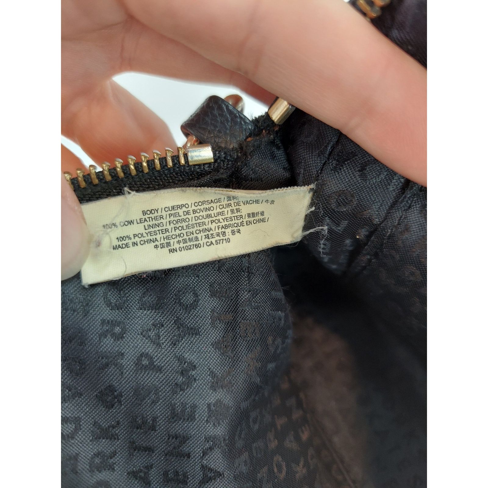 Kate Spade Kate Spade Pebbled Black Leather Adjustable Crossbody Purse Size ONE SIZE - 10 Thumbnail