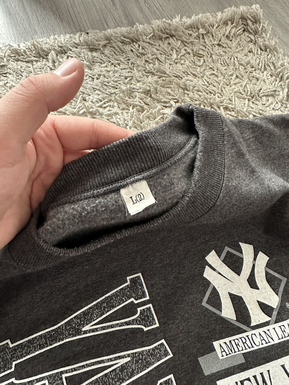 MLB New York Yankees Crewneck Sweatshirt MLB 1993 Vintage Grey Size US L / EU 52-54 / 3 - 6 Thumbnail