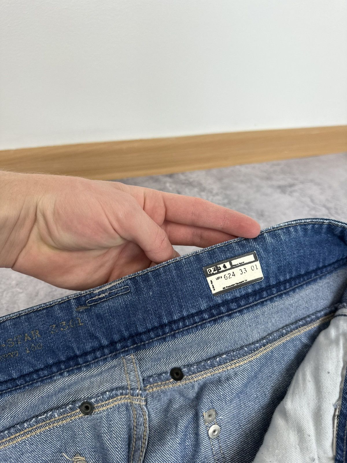 G-Star Vintage G-Star Y2K Washed Denim Faded Baggy Bootcut Jeans Size US 32 / EU 48 - 14 Thumbnail