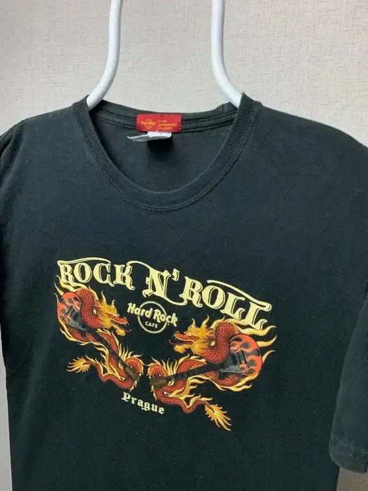 Hard Rock Cafe Hard Rock Cafe T-shirt rock n roll size L black dragon Size US L / EU 52-54 / 3 - 2 Thumbnail
