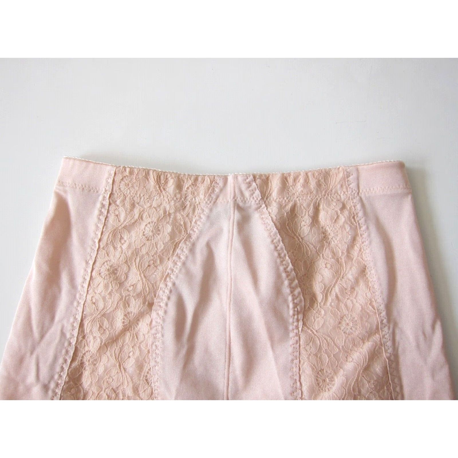 Vintage Chantal Pink Lace Stretch High Rise Waist Lingerie Compression Shorts Women XL Size 40" / US 18 - 4 Thumbnail