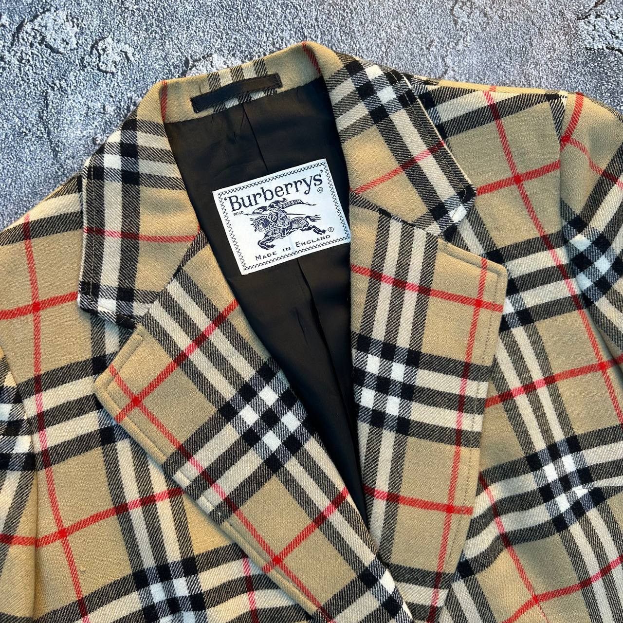 Burberry Vintage Burberrys Woman’s Jacket + Skirt Suit Size L / US 10 / IT 46 - 5 Thumbnail