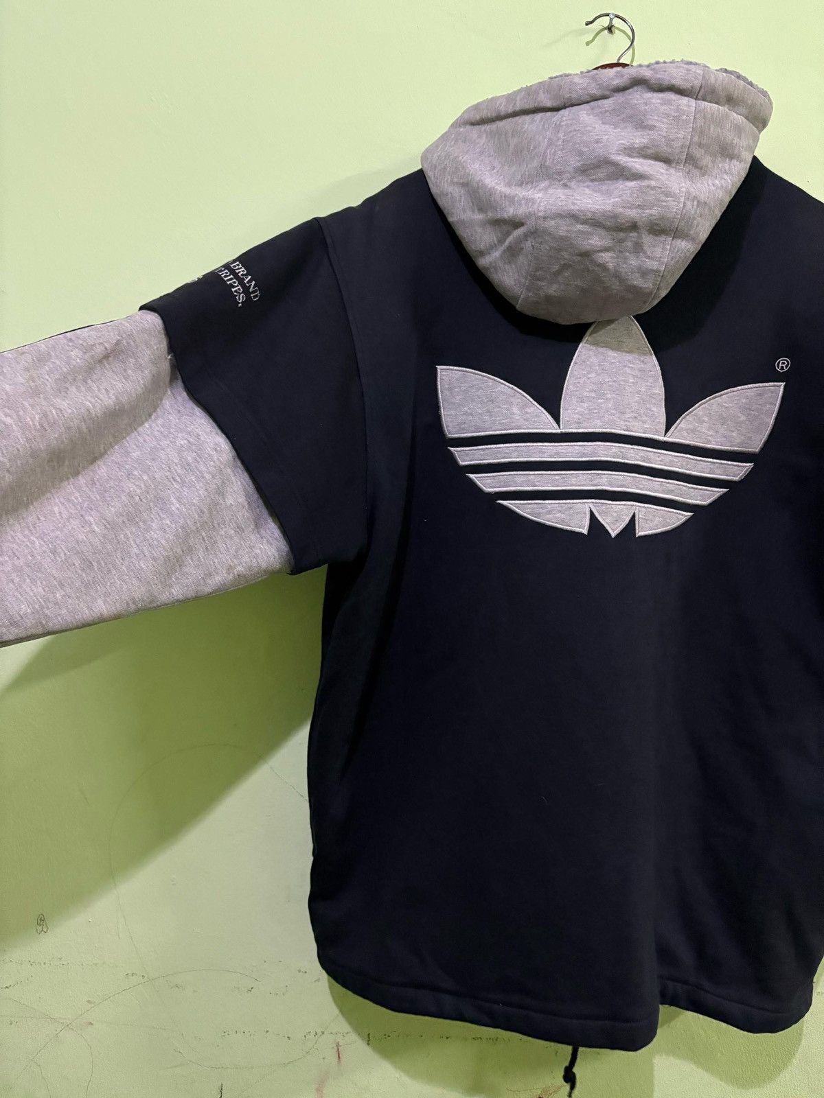 Adidas Vintage Adidas Hoodies Big Logo Design Black Gray Design Size US M / EU 48-50 / 2 - 12 Thumbnail