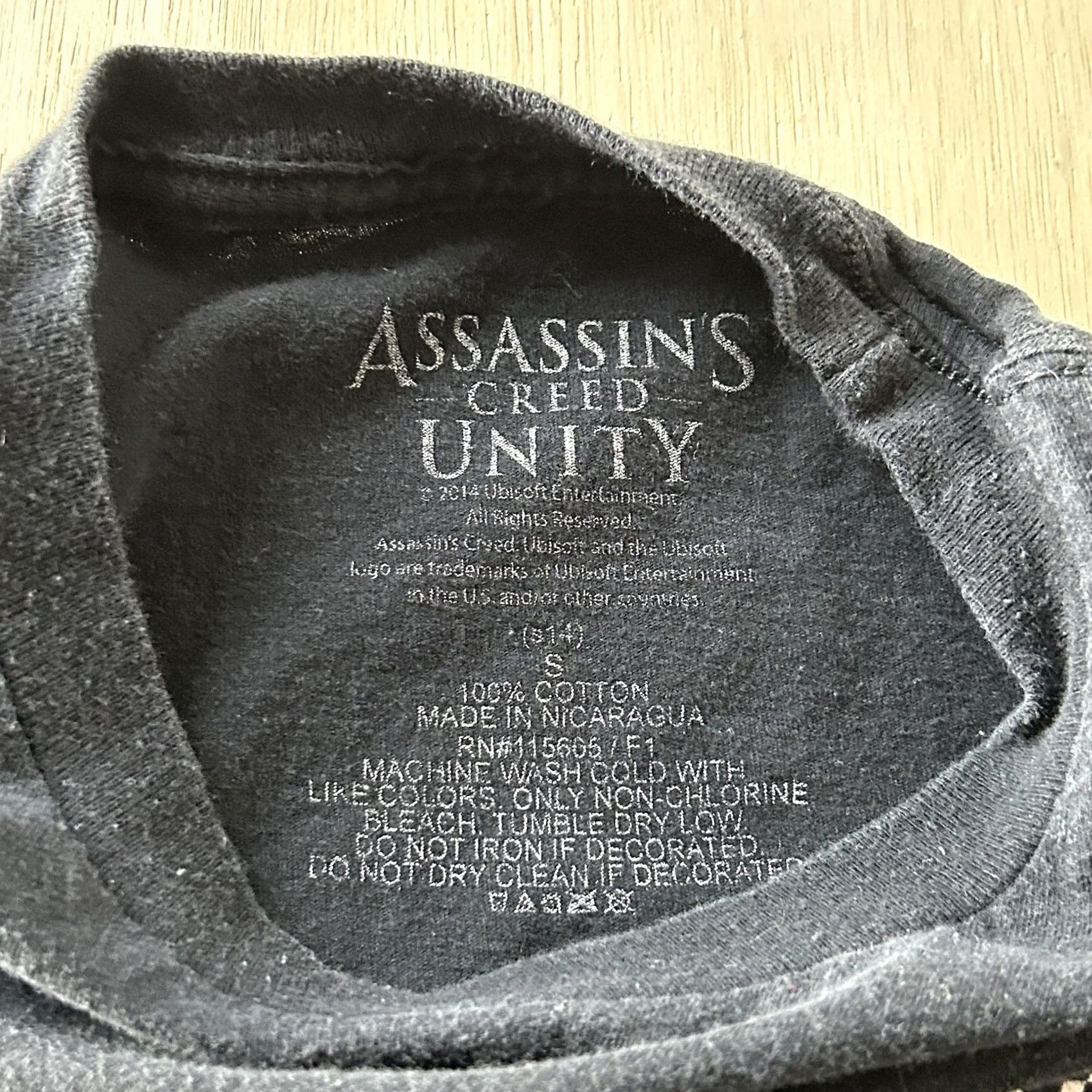 Vintage Assassin's Creed Unity Shirt Mens Small Black Video Game Graphic Tee T-Shirt Size US S / EU 44-46 / 1 - 4 Thumbnail