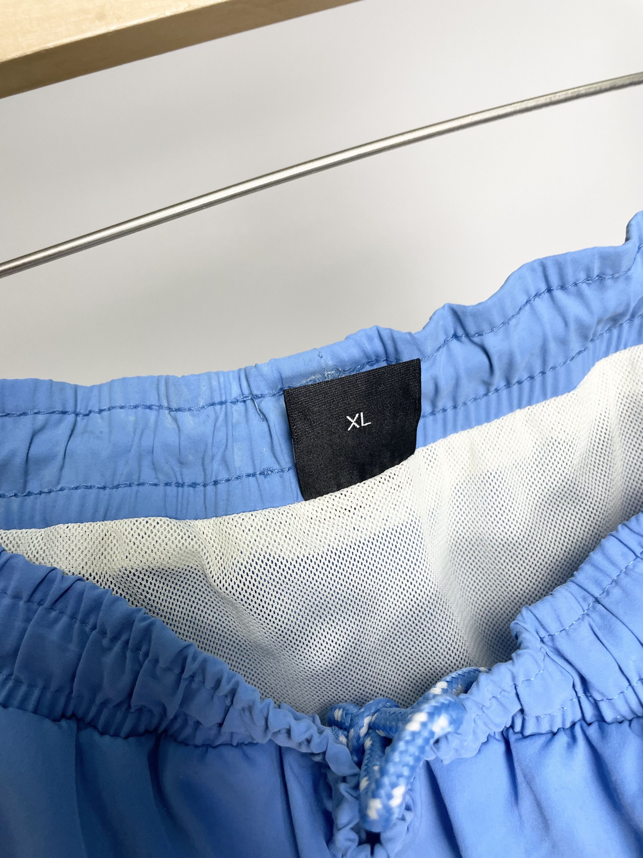 Hugo Boss Hugo Boss ( Size XL ) Light Blue Swimming Nylon Shorts Size US 36 / EU 52 - 11 Thumbnail
