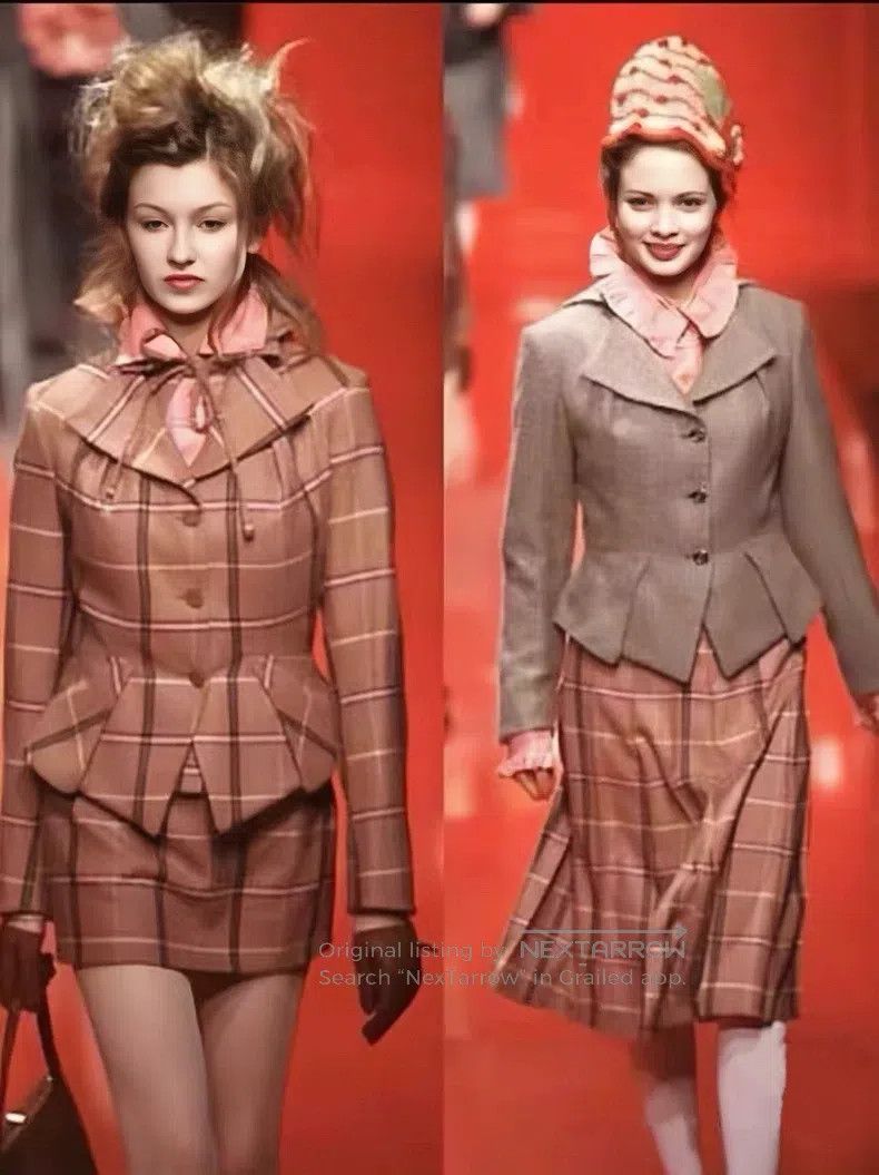 Vivienne Westwood Vivienne Westwood Wool Suit, Showpiece Size S / US 4 / IT 40 - 1 Thumbnail