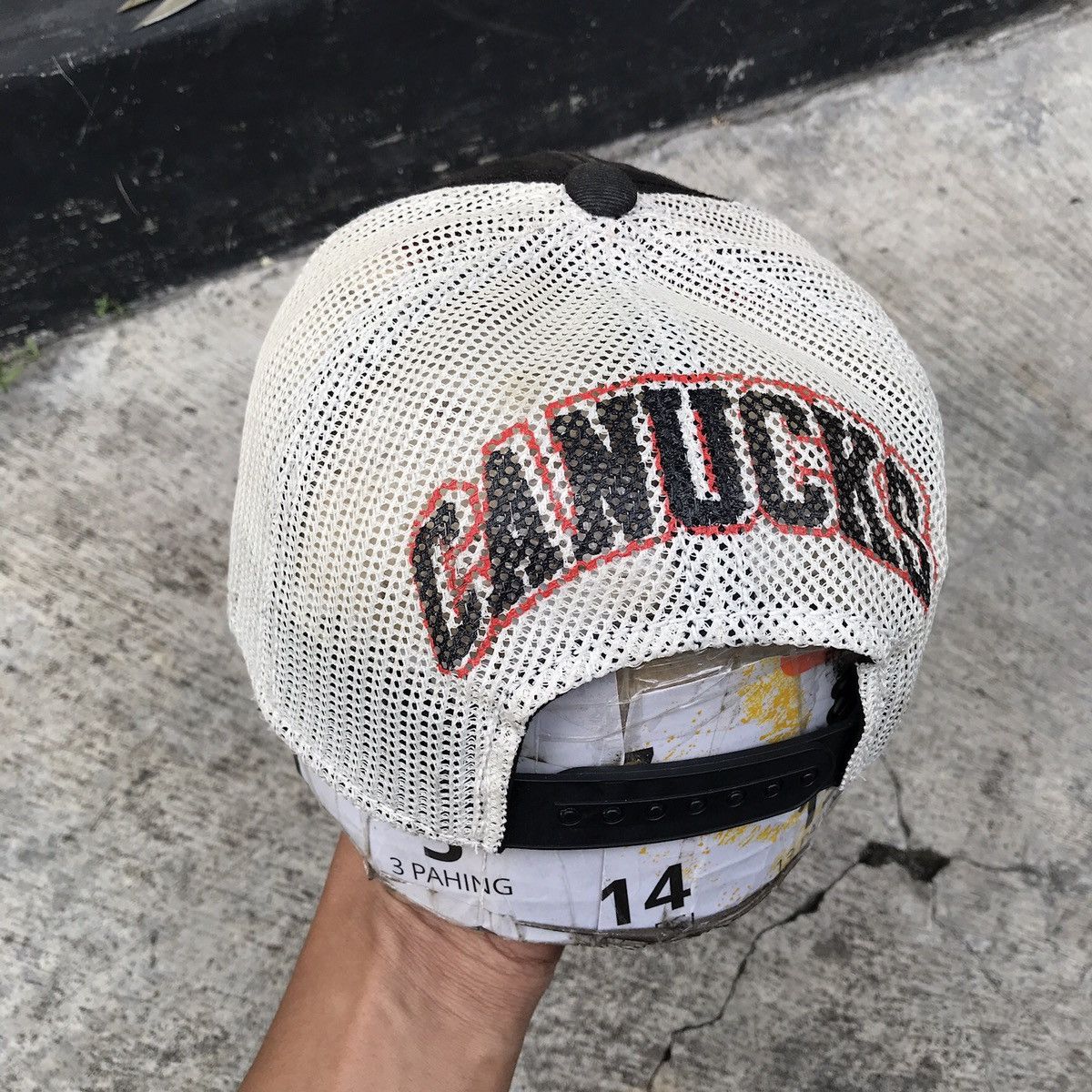Ccm CCM X NHL CANUCKS Size ONE SIZE - 12 Thumbnail