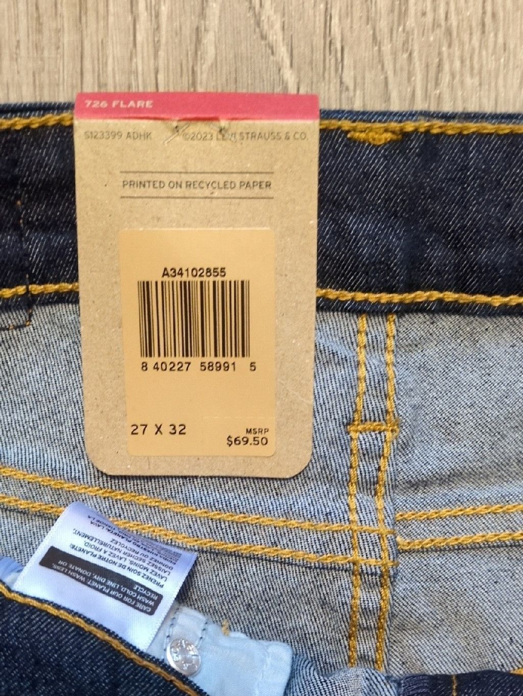 Levi's Levi's 726 Flare Jeans Size 27x32 Size 27" / US 4 / IT 40 - 2 Thumbnail