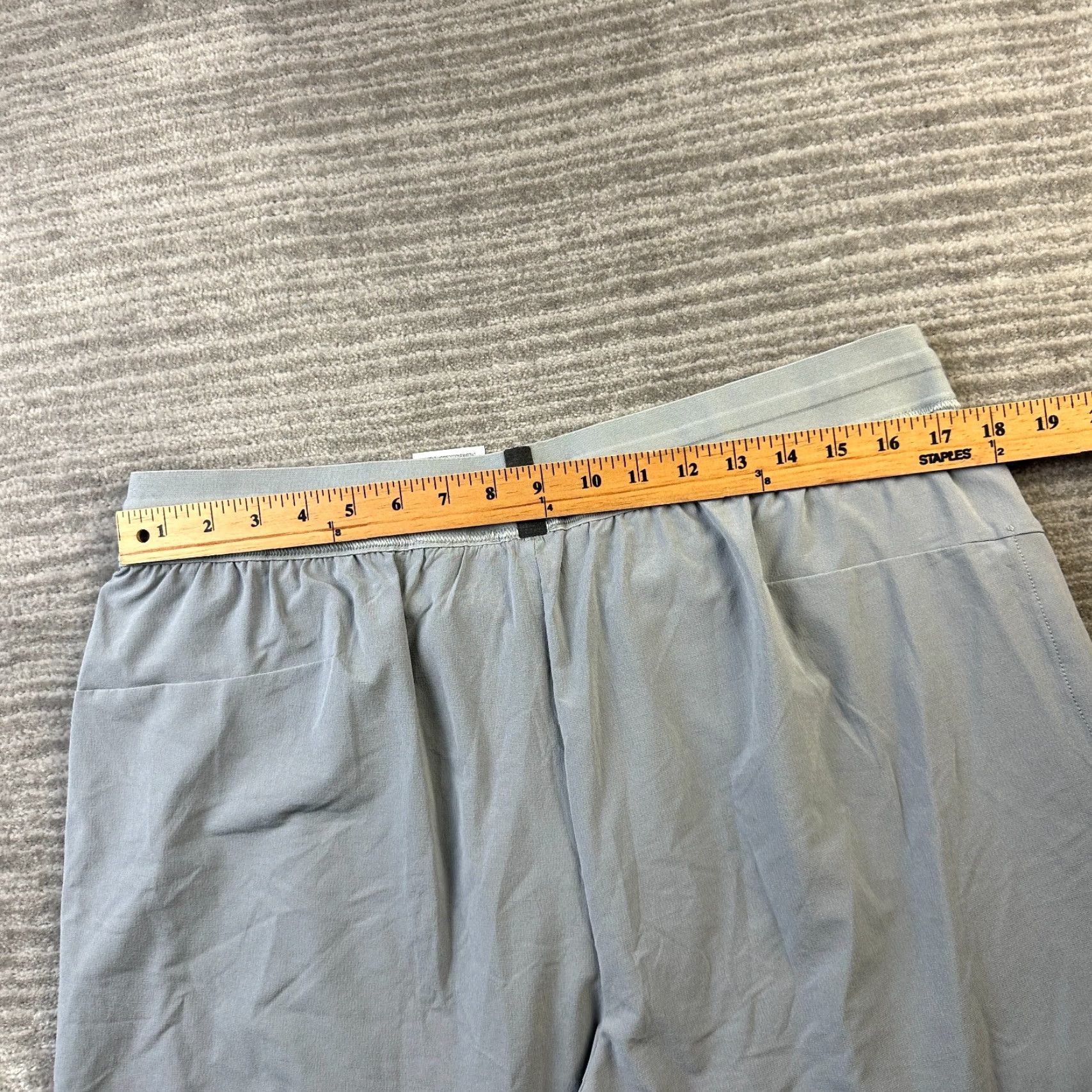 Nike Nike Yoga Shorts Mens 2XL Gray 6" Inseam Dri-Fit Flex 2 in 1 Athletic Breathable Lined Elastic Waist Shorts Size US 39 - 7 Thumbnail