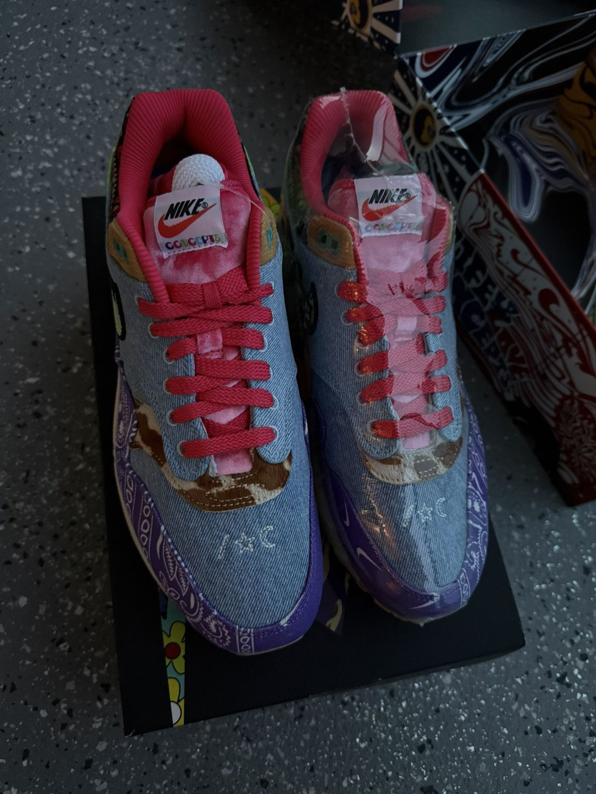 Nike AIR MAX 1 SP “FAR OUT” (Special Box) Size US 10.5 / EU 43-44 - 2 Thumbnail