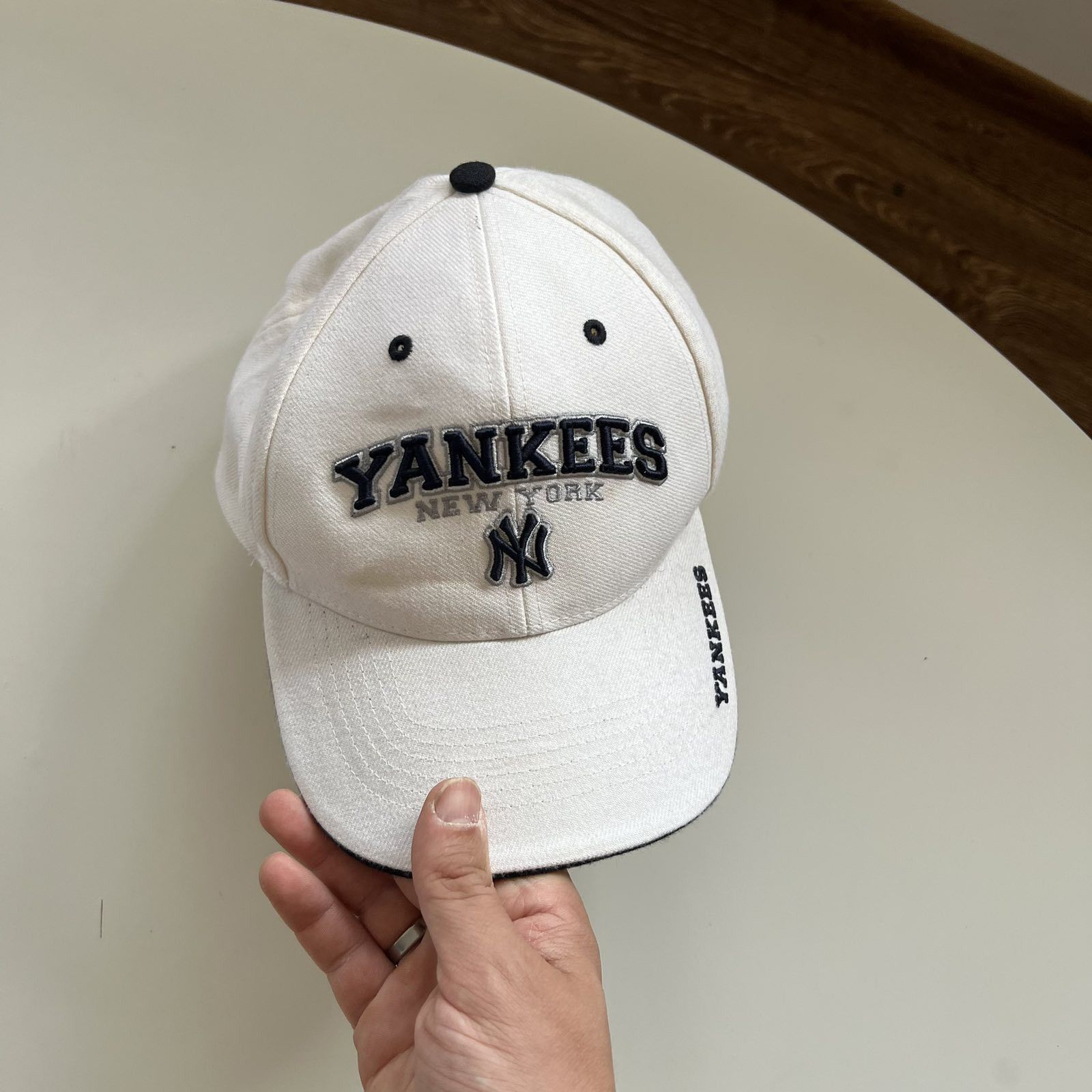 New York Yankees × Vintage New York Yankees Fitted MLB Cap Size ONE SIZE - 2 Thumbnail