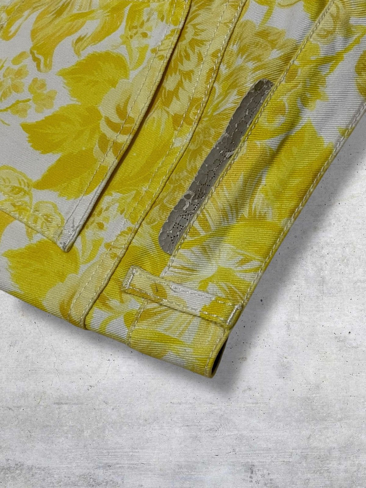 Stella McCartney DESIGNER STELLA MCCARTNEY RARE DESIGN FLORAL POP ART DENIM Size US 29 - 15 Thumbnail