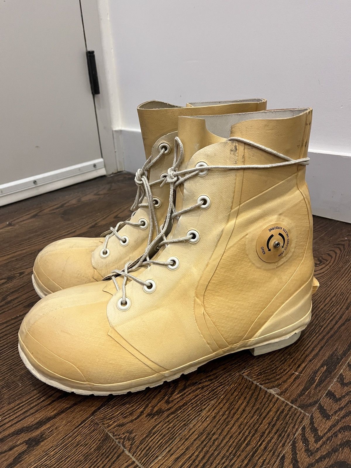 Other Vintage US Military Mickey Mouse Boots Size US 12 / EU 45 - 3 Thumbnail