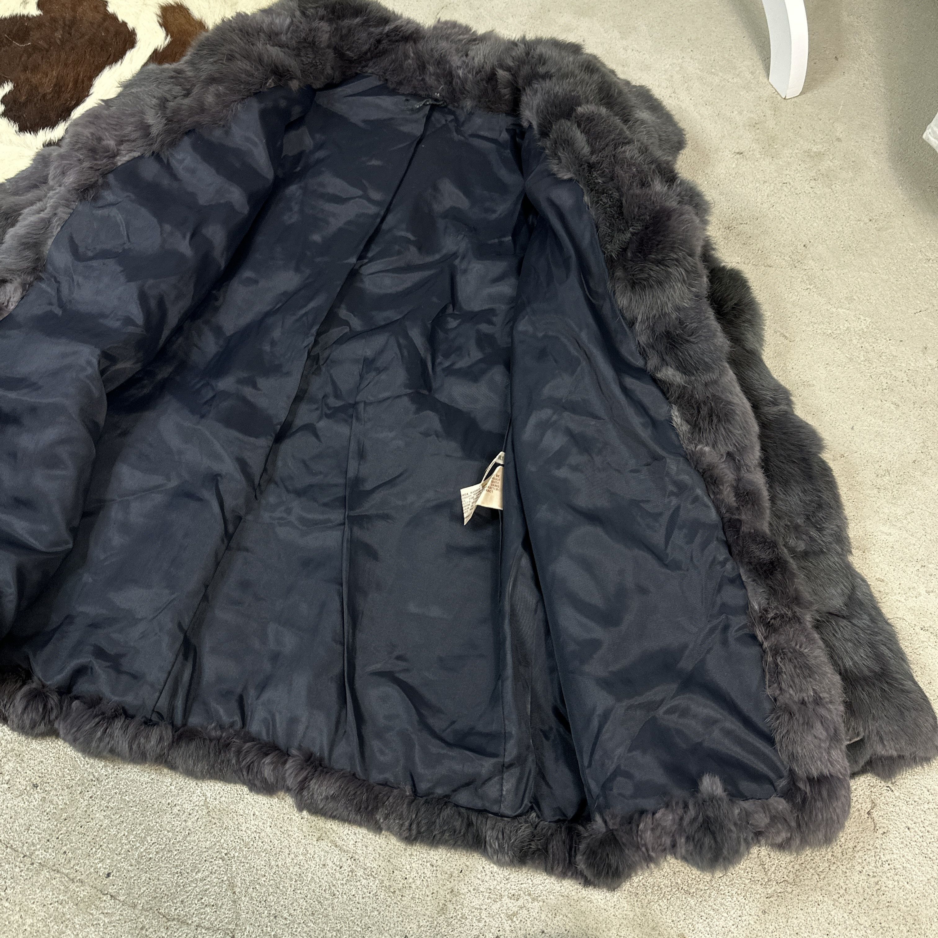 Vintage Vintage 90s Fur Coat Jacket Size L / US 10 / IT 46 - 3 Thumbnail