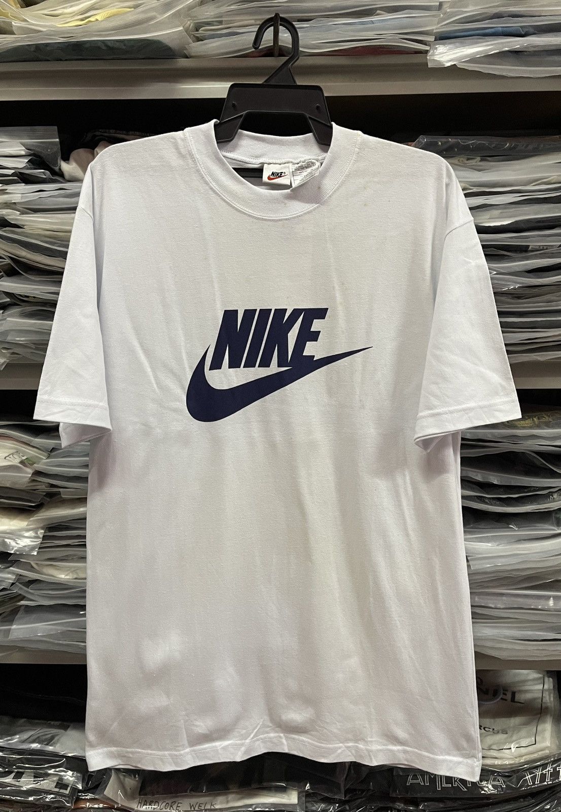 Vintage Vintage Nike Deadstock Very Rare🔥🔥🔥 Size US L / EU 52-54 / 3 - 1 Thumbnail