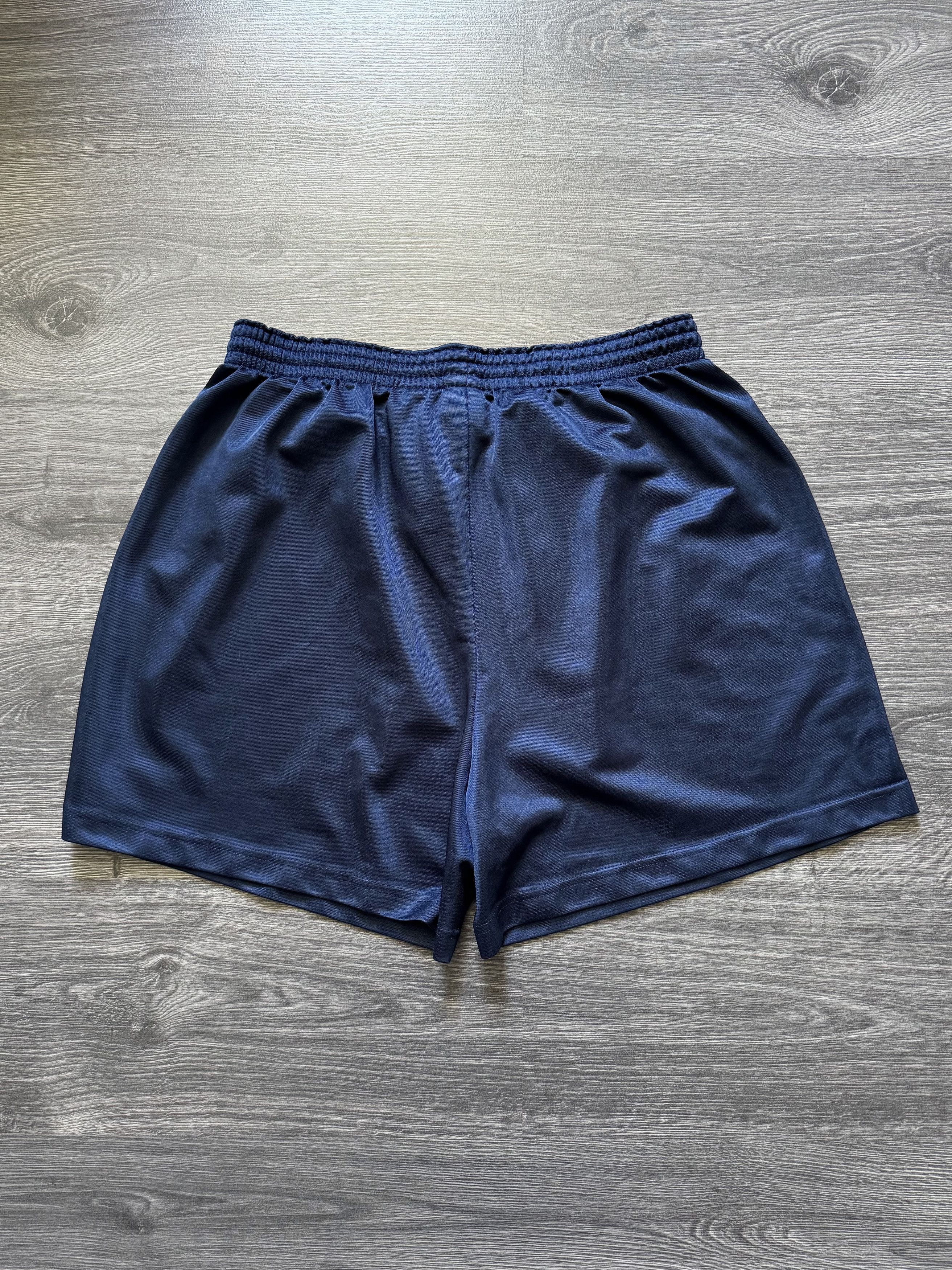 Nike Vintage y2k Nike Shorts Size US 36 / EU 52 - 2 Thumbnail