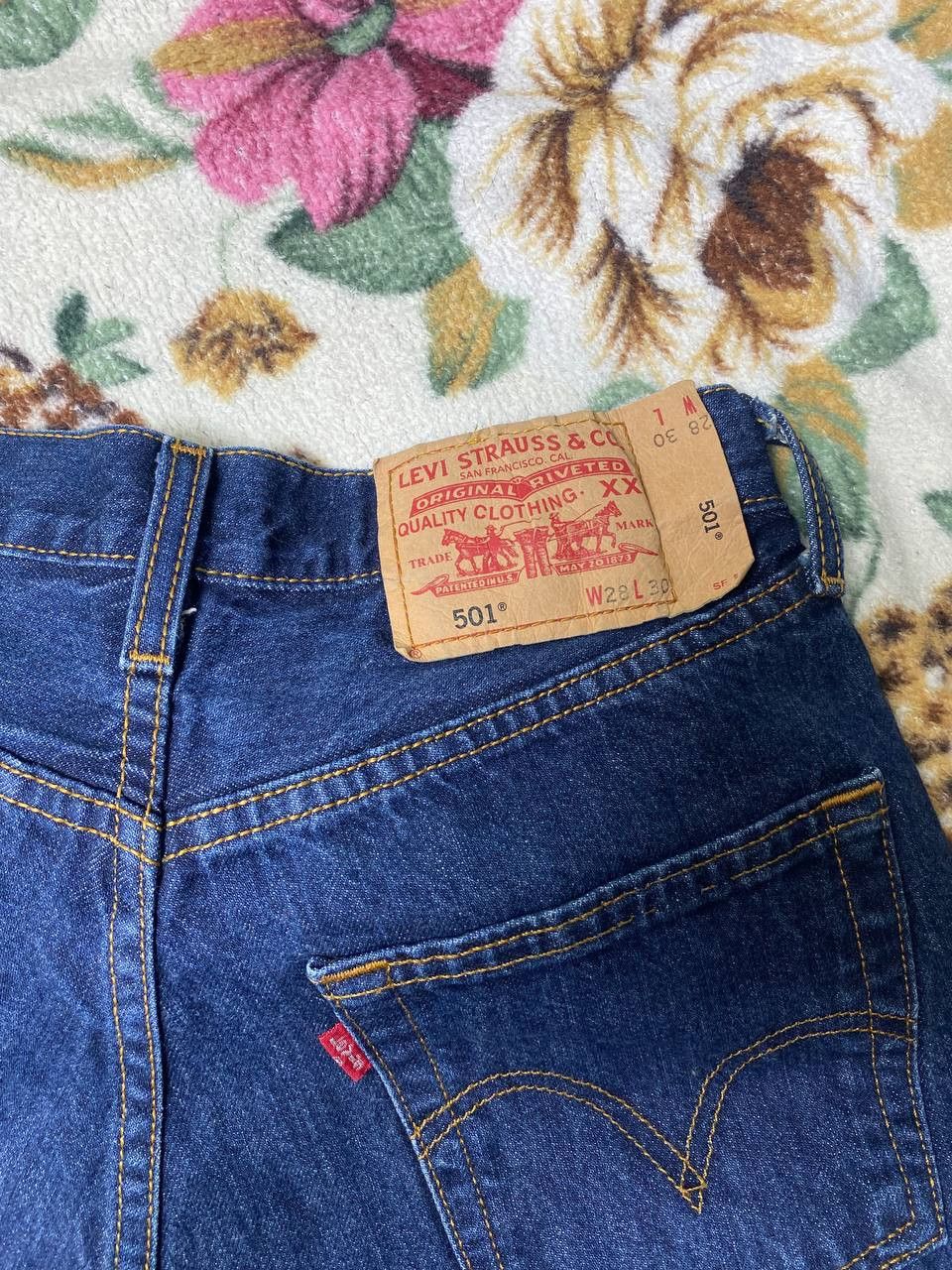 Levi's Levi's 501 Denim Shorts Dark Wash Loose Straight Fit Mens Size US 28 / EU 44 - 14 Thumbnail