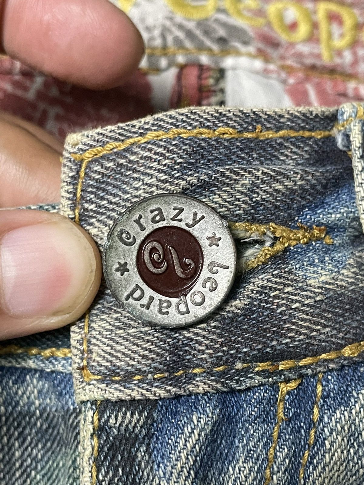 Japanese Brand × Vintage Vintage CRAZY LEOPARD Denim Shorts (95) Size US 28 / EU 44 - 10 Thumbnail