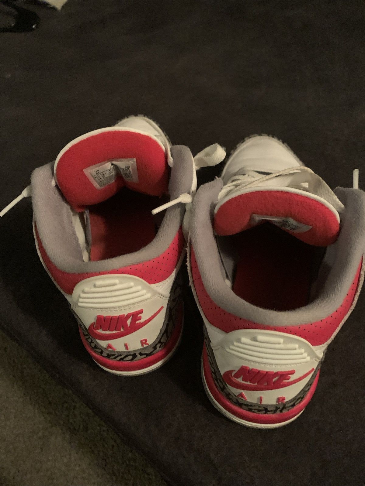 Jordan Brand Jordan 3 fire red Size US 8 / EU 41 - 1 Thumbnail