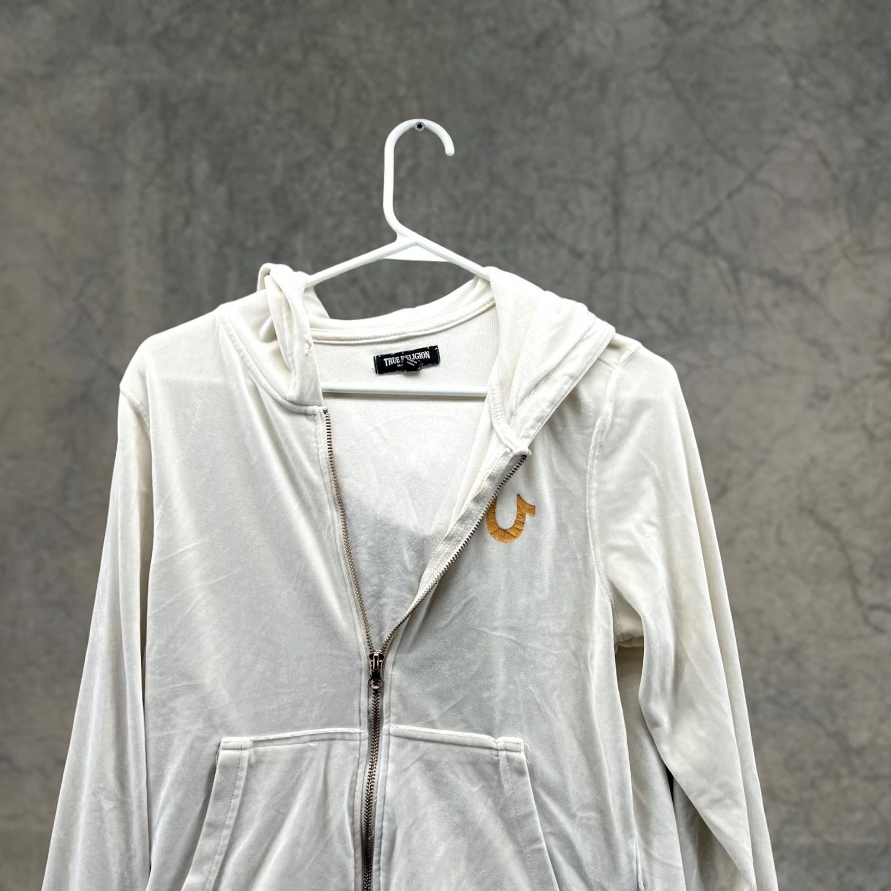 True Religion VINTAGE? No. True Religion Sweater Women Medium Horse Shoe White Full Zip Hoodie Polyester Size M / US 6-8 / IT 42-44 - 1 Thumbnail