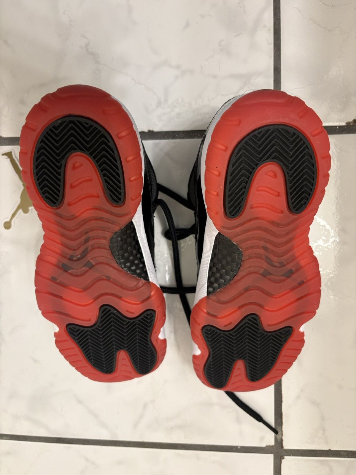 Nike Size 6 Jordan 11 Retro Low Bred Size US 6 / EU 39 - 4 Thumbnail