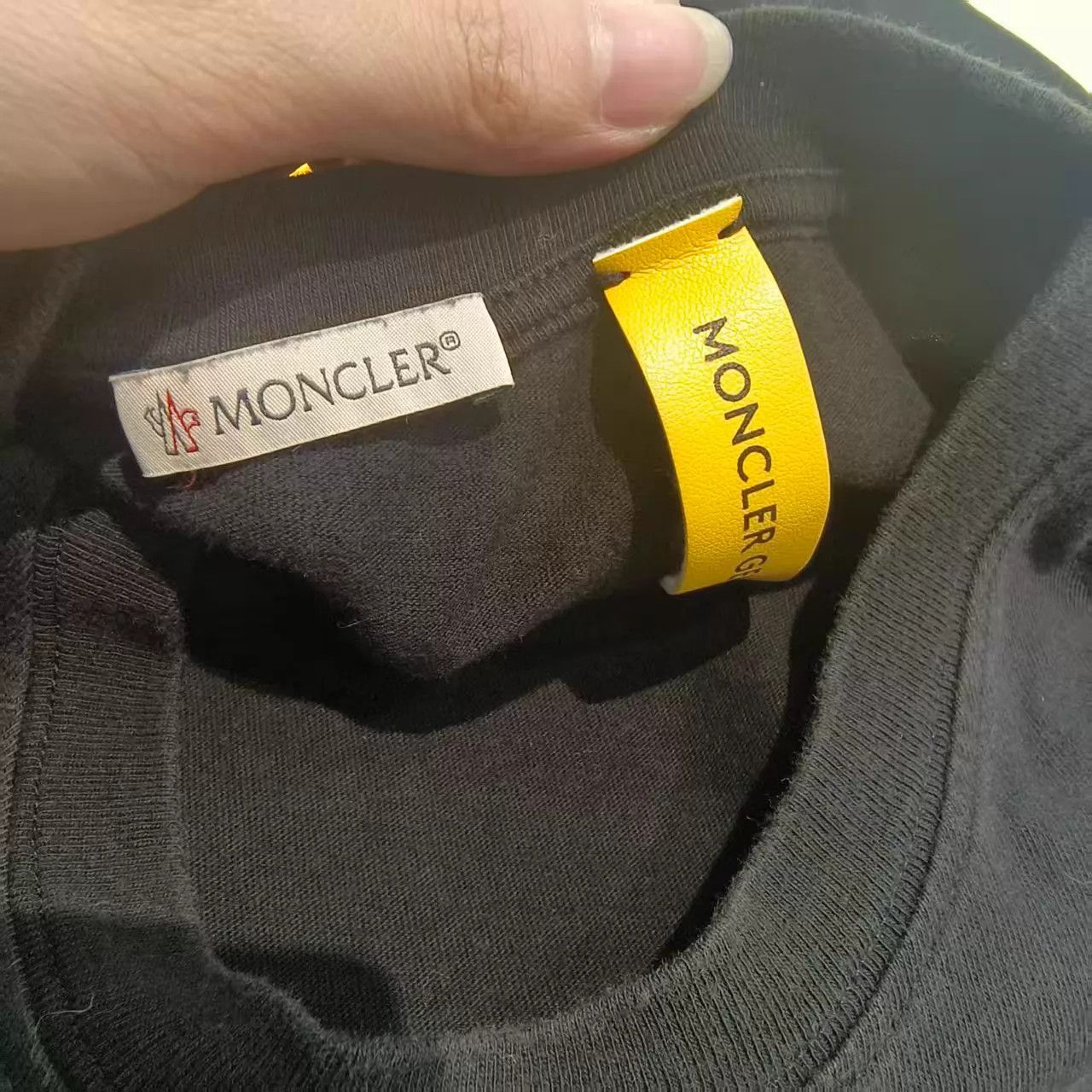 Moncler Moncler x Hiroshi Fujiwara Earth Tee Black M Size US M / EU 48-50 / 2 - 3 Thumbnail